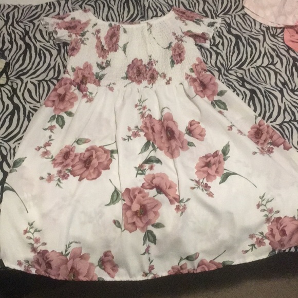Women’s floral dress - Picture 1 of 1